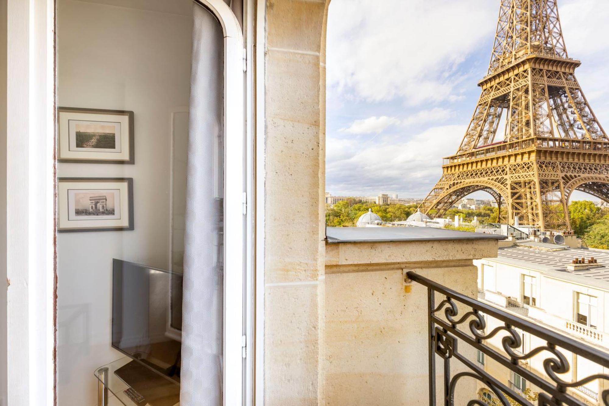 Charles Floquet Apart-hotel Paris